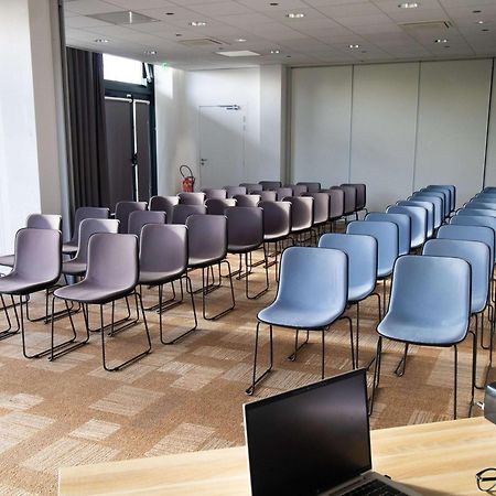 Ibis Budget Gonesse Le Bourget Exterior foto