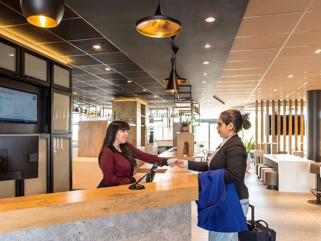 Ibis Budget Gonesse Le Bourget Exterior foto